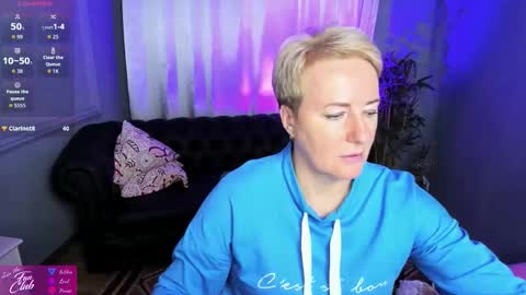 Snapshot of nika_smit chatting on September 13, 5:40 am Nika online show from September 13, 5:40 am