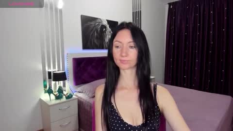 NikaLewis online show from October 7, 4:53 am