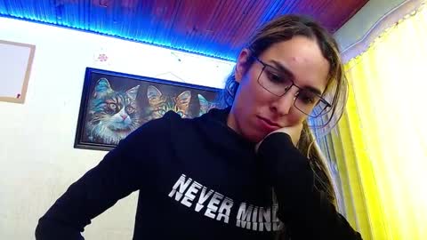 Snapshot of niki_1998 chatting on January 27, 9:22 pm Natalia online show from January 27, 9:22 pm