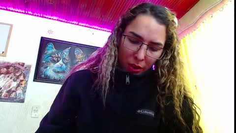 Snapshot of niki_1998 chatting on February 13, 3:56 pm Natalia online show from February 13, 3:56 pm