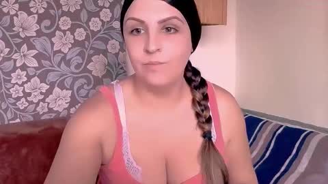 niki_leex online show from December 4, 9:40 am