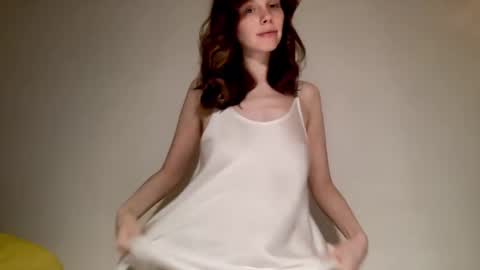 Nikki online show from December 7, 1:18 pm