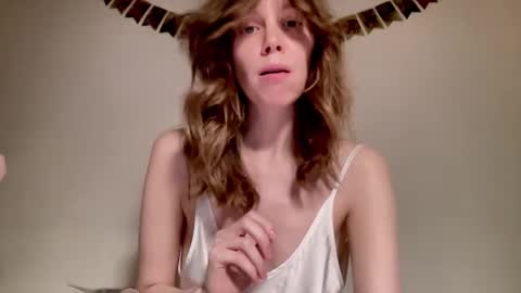 Nikki online show from December 26, 1:21 pm