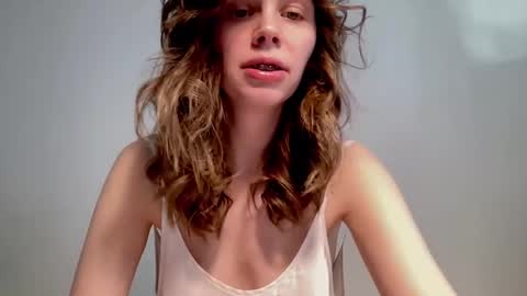 Nikki online show from February 21, 10:07 am