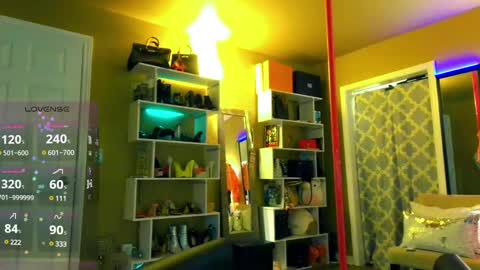 Snapshot of nikkiprincess chatting on March 9, 6:17 am Schedule IN BIO online show from March 9, 6:17 am