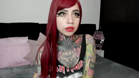 Nikki Ramone   online show from December 30, 10:21 am