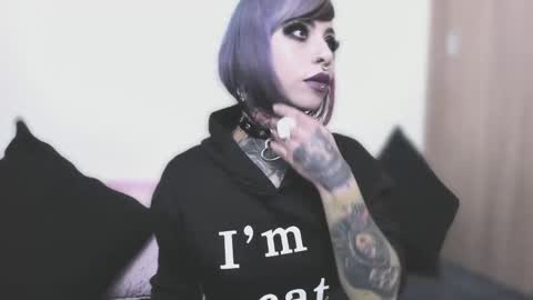 Nikki Ramone   online show from September 16, 11:00 am