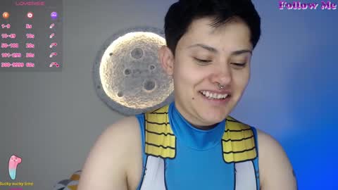 Nikky online show from December 15, 1:00 pm