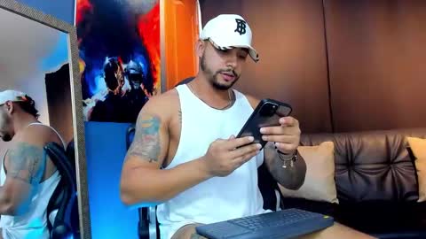 Snapshot of nikolahank1 chatting on December 21, 4:30 am Nikola Hank online show from December 21, 4:30 am