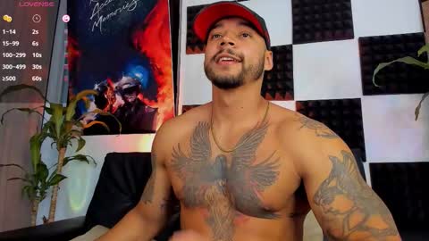 Snapshot of nikolahank1 chatting on November 13, 5:50 am Nikola Hank online show from November 13, 5:50 am