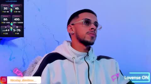    online show from October 4, 6:33 am