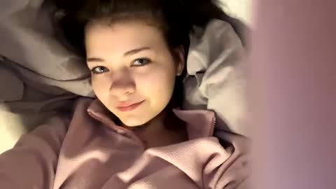 nikoli_naw online show from February 22, 8:20 pm