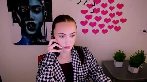 nikonara_ online show from December 5, 1:06 pm