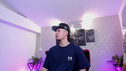 Nils online show from October 18, 4:04 am