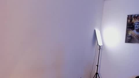 Catalina online show from February 23, 3:02 am