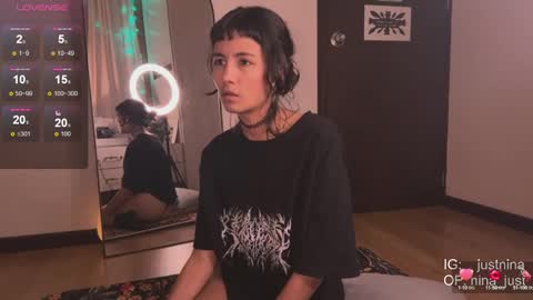 Snapshot of nina_just chatting on January 5, 11:01 pm Nina. online show from January 5, 11:01 pm