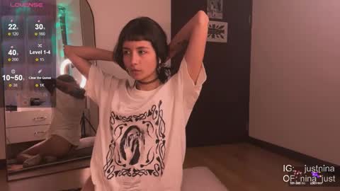 Snapshot of nina_just chatting on January 6, 9:54 pm Nina. online show from January 6, 9:54 pm