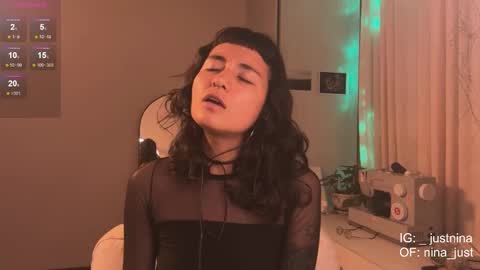 Snapshot of nina_just chatting on February 24, 12:30 am Nina. online show from February 24, 12:30 am