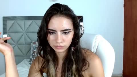  Nina  online show from December 4, 11:57 pm