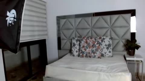  Nina  online show from December 18, 2:53 am