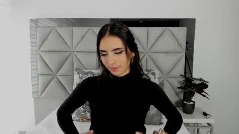  Nina  online show from February 20, 8:25 pm