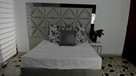  Nina  online show from March 7, 8:33 pm