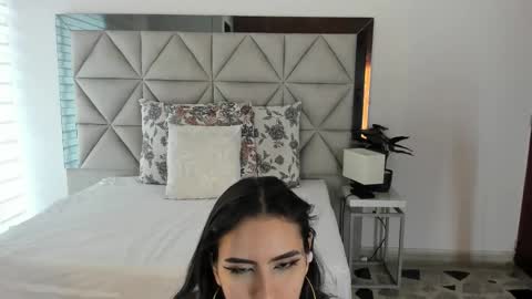  Nina  online show from October 17, 8:33 pm