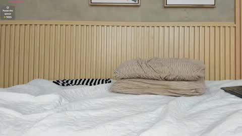 NINA online show from February 11, 6:11 pm