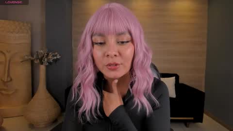 Nina online show from November 12, 2:34 am