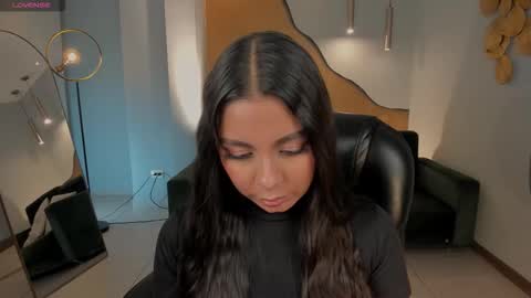 Nina online show from November 26, 3:07 am