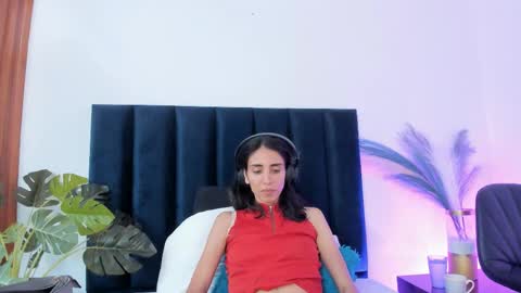 Nina online show from September 12, 6:19 pm