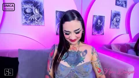 Snapshot of ninadanger chatting on December 10, 12:17 am Heyyy guys Im Ninas crazy online show from December 10, 12:17 am