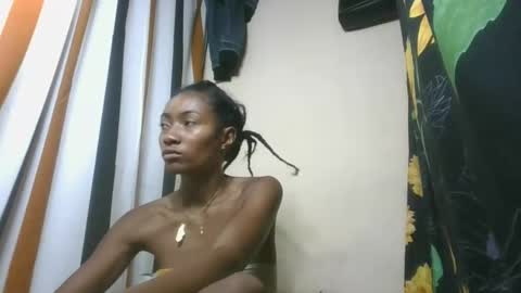 ninaeaa online show from November 17, 3:12 am