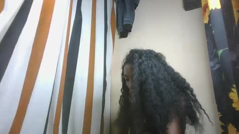 ninaeaa online show from November 18, 6:56 pm