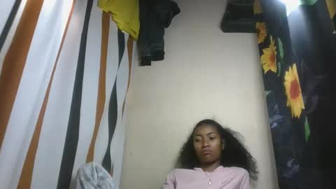 ninaeaa online show from November 21, 5:39 am