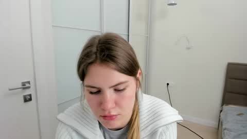 ninarihh online show from March 4, 2:21 pm