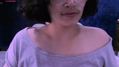 Nina online show from January 3, 1:03 pm