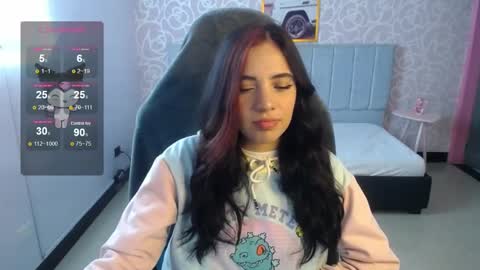 Snapshot of ninfa_ch chatting on January 4, 11:22 am Ninfa online show from January 4, 11:22 am