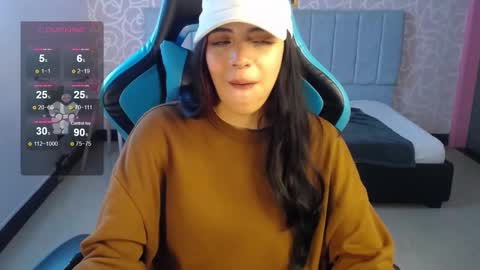 Snapshot of ninfa_ch chatting on January 9, 11:45 pm Ninfa online show from January 9, 11:45 pm