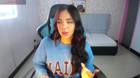 Snapshot of ninfa_ch chatting on January 14, 11:20 am Ninfa online show from January 14, 11:20 am