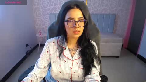 Snapshot of ninfa_ch chatting on January 25, 11:13 am Ninfa online show from January 25, 11:13 am