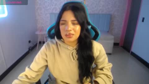 Snapshot of ninfa_ch chatting on February 4, 11:16 am Ninfa online show from February 4, 11:16 am