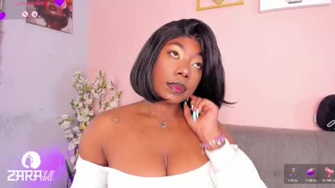 Snapshot of nini_martinii chatting on September 18, 10:06 am NINI online show from September 18, 10:06 am