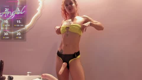 Snapshot of ninna_monroe_ chatting on December 14, 7:46 pm Ninna online show from December 14, 7:46 pm