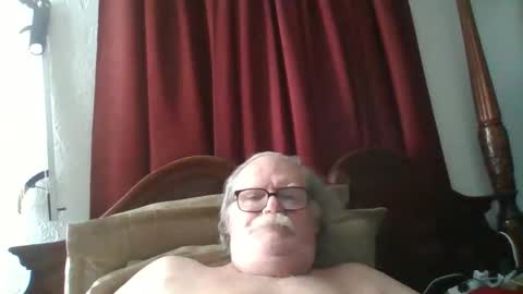 nipplechaser online show from December 5, 5:15 am