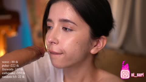 Suri online show from December 5, 4:55 pm