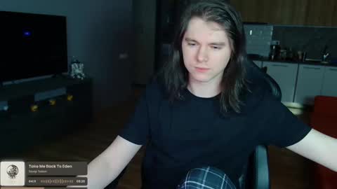 Snapshot of nitroshade chatting on January 1, 12:32 am nitroshade online show from January 1, 12:32 am