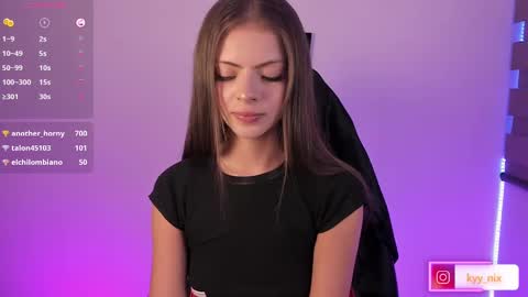 Snapshot of nix_kyy chatting on January 6, 8:57 am Nicki online show from January 6, 8:57 am