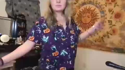 nknightxxx online show from October 14, 1:06 am