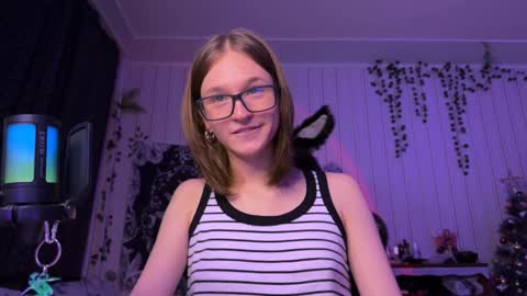 Tears Lora online show from December 27, 1:28 pm